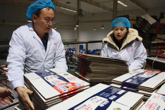 党员带头赴一线  助力春节保生产—米兰app登录入口_米兰online(中国)别样“生产突击队”助力车间生产