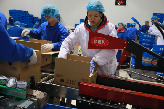 党员带头赴一线  助力春节保生产—米兰app登录入口_米兰online(中国)别样“生产突击队”助力车间生产