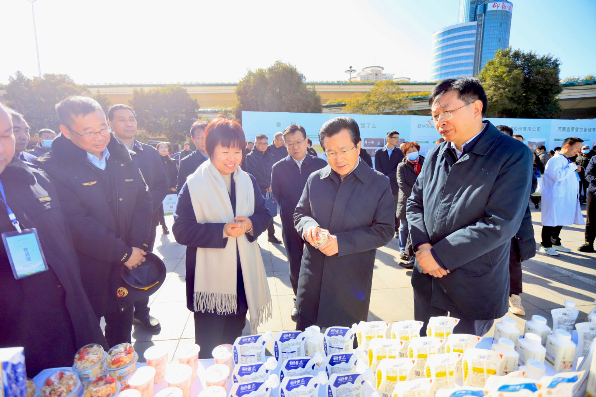 米兰app登录入口_米兰online(中国)丨落实食品生产加工企业质量安全主体责任，助力人民群众生活更美好——2023年河南省暨郑州食品安全宣传周启动仪式隆重举行