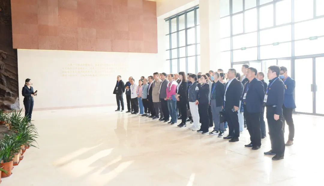 传承红色基因·践行初心使命 | 米兰app登录入口_米兰online(中国)乳业集团党务干部赴河南大别山干部学院开展综合素质提升教育培训