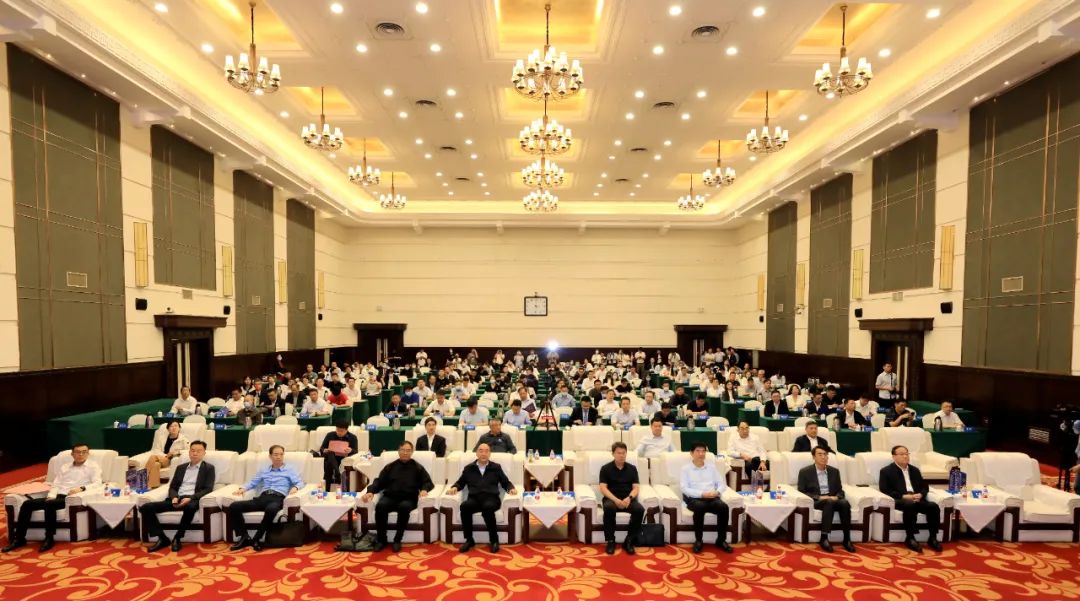 喜报｜米兰app登录入口_米兰online(中国)乳业集团摘得两项殊荣