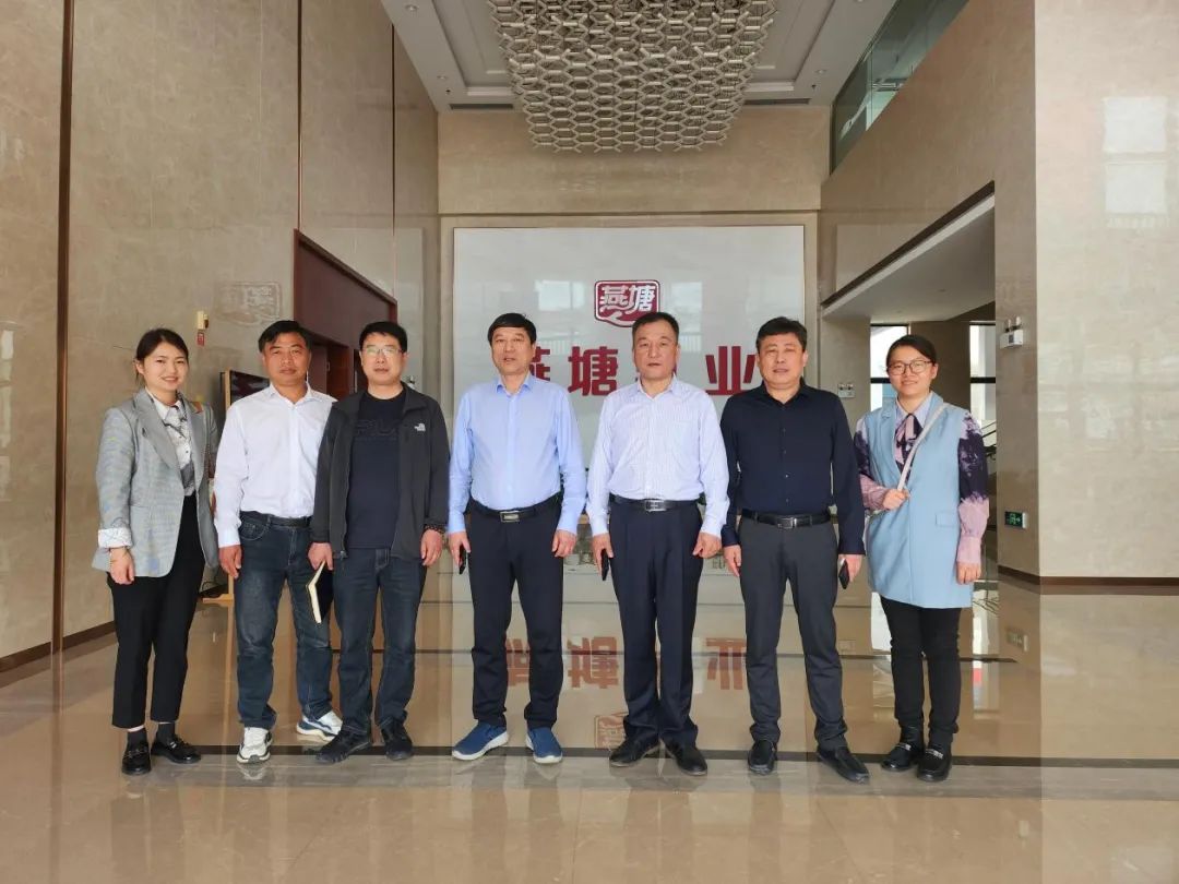 交流促提升 互动谋发展|米兰app登录入口_米兰online(中国)乳业集团总裁杨永带队分别赴广东燕塘乳业及越秀风行乳业参观交流 交流促提升 互动谋发展|米兰app登录入口_米兰online(中国)乳业集团总裁杨永带队分别赴广东燕塘乳业及越秀风行乳业参观交流