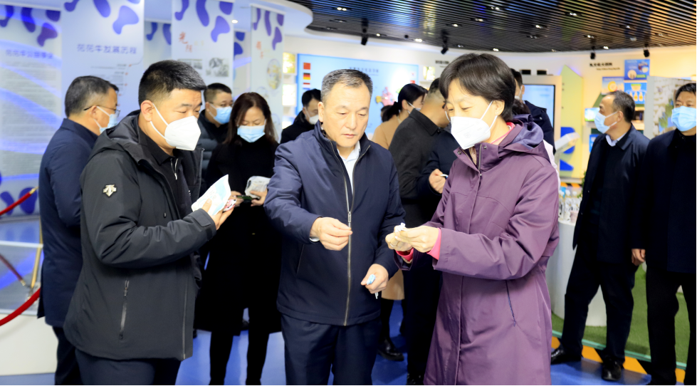 快讯 | 沈阳市政府副市长郑滨一行莅临米兰app登录入口_米兰online(中国)乳业集团考察 快讯 | 沈阳市政府副市长郑滨一行莅临米兰app登录入口_米兰online(中国)乳业集团考察