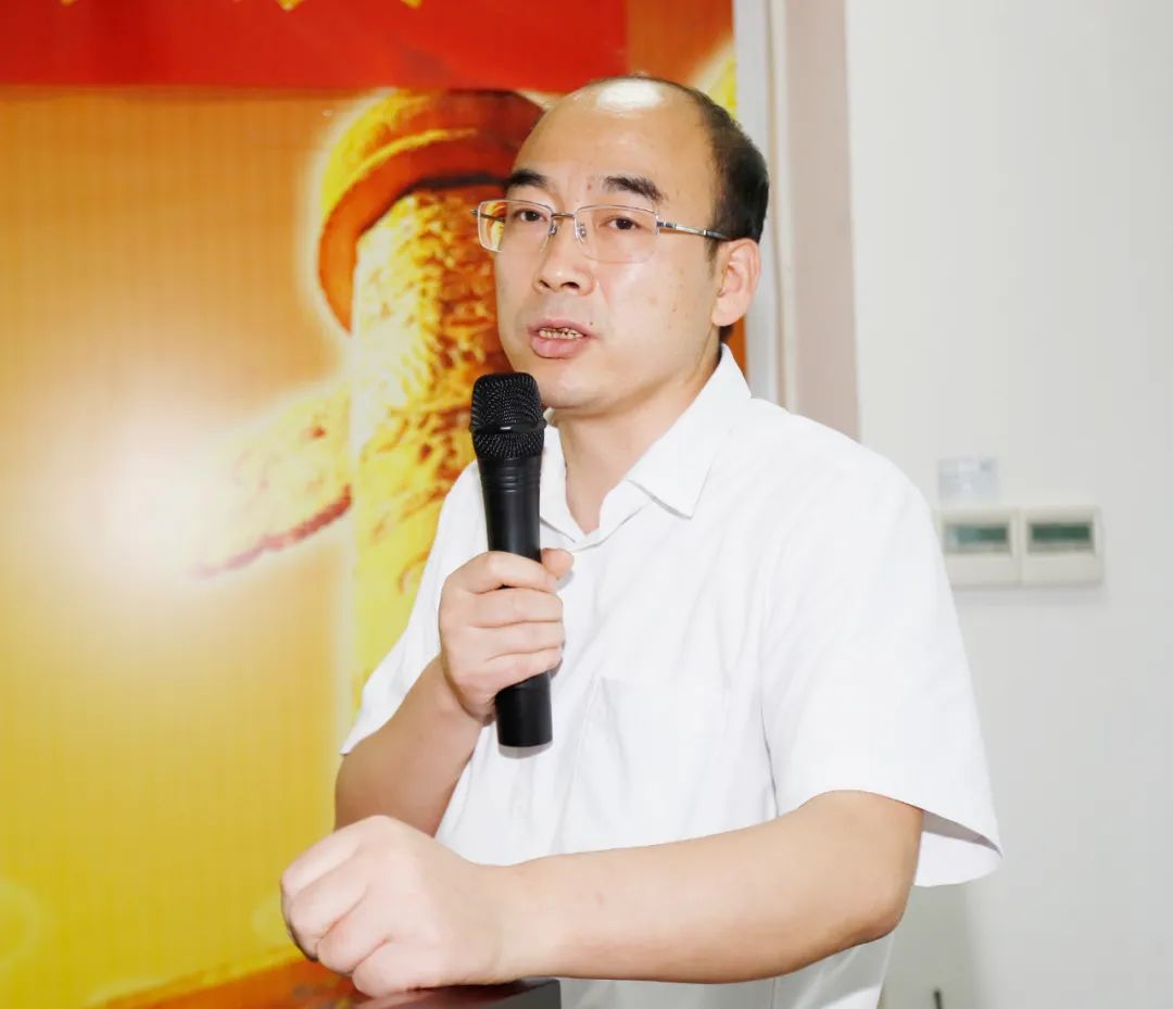 鼓足干劲·再创辉煌 | 米兰app登录入口_米兰online(中国)乳业集团召开经销商座谈会 鼓足干劲·再创辉煌 | 米兰app登录入口_米兰online(中国)乳业集团召开经销商座谈会