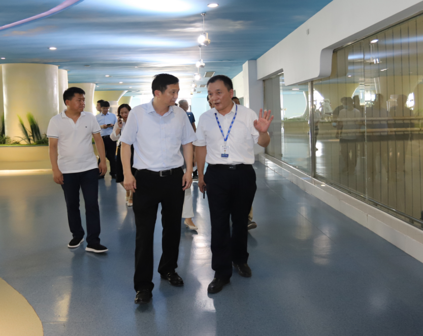 快讯|郑州市二七区委副书记、区长虎荣鑫莅临河南米兰app登录入口_米兰online(中国)乳业集团调研