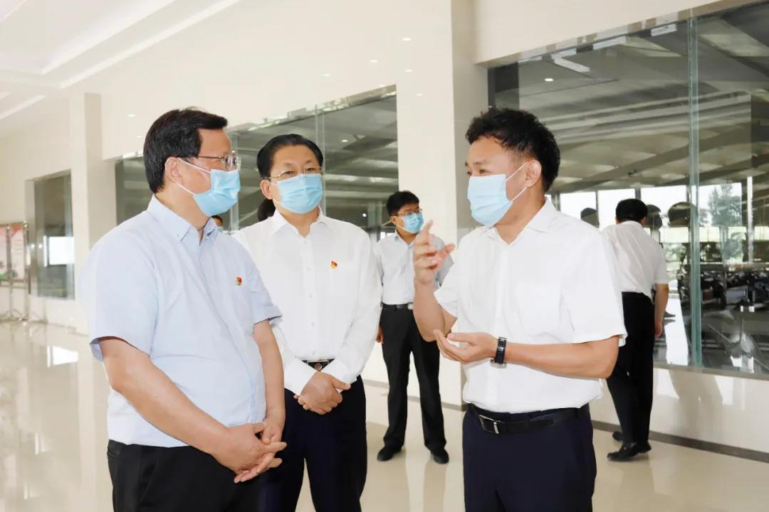快讯 | 河南省委常委、省纪委书记、省监委主任任正晓莅临米兰app登录入口_米兰online(中国)乳业集团新蔡瑞亚牧场调研