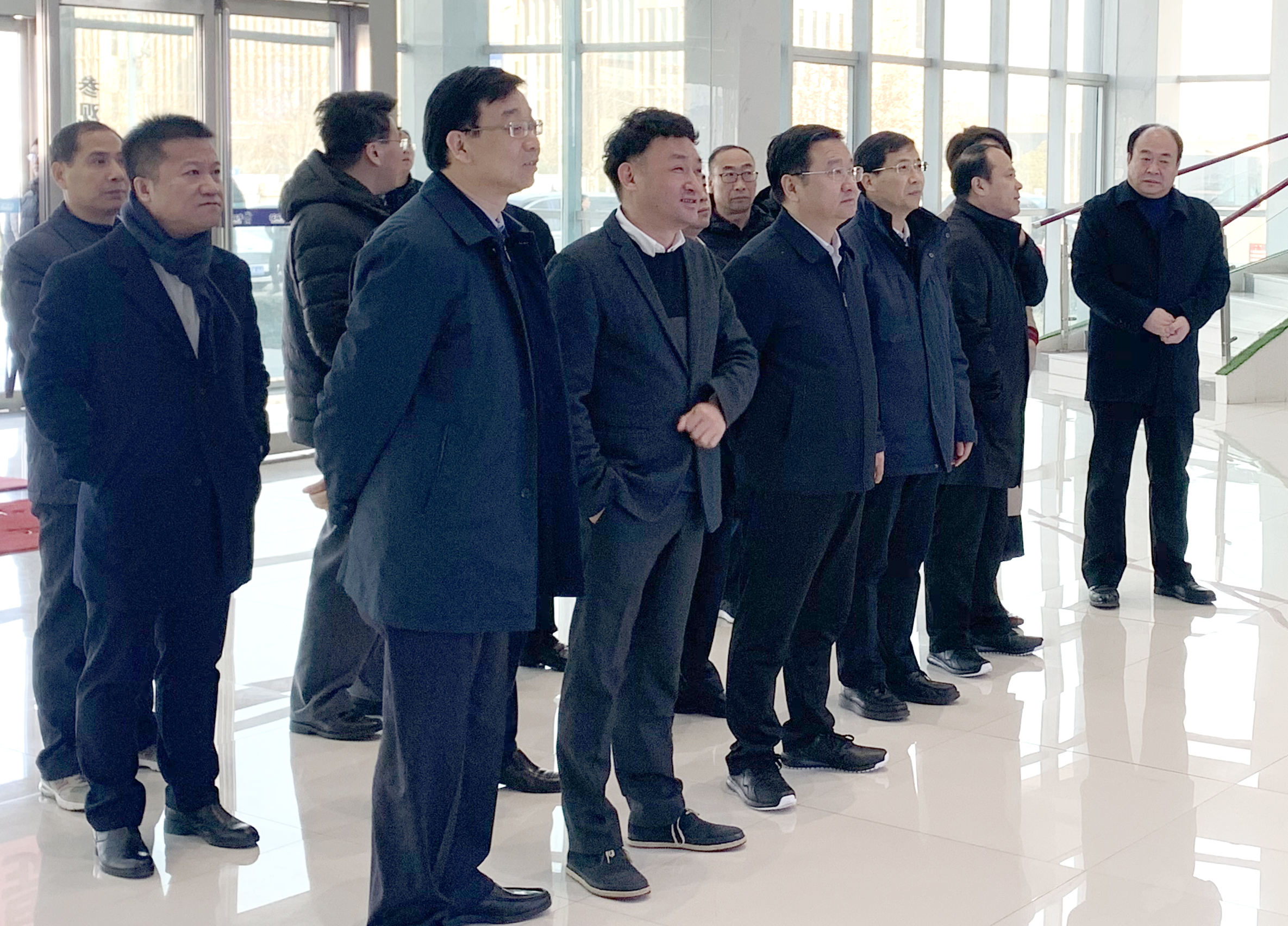 郑州市委副书记、市长王新伟莅临米兰app登录入口_米兰online(中国)乳业集团调研