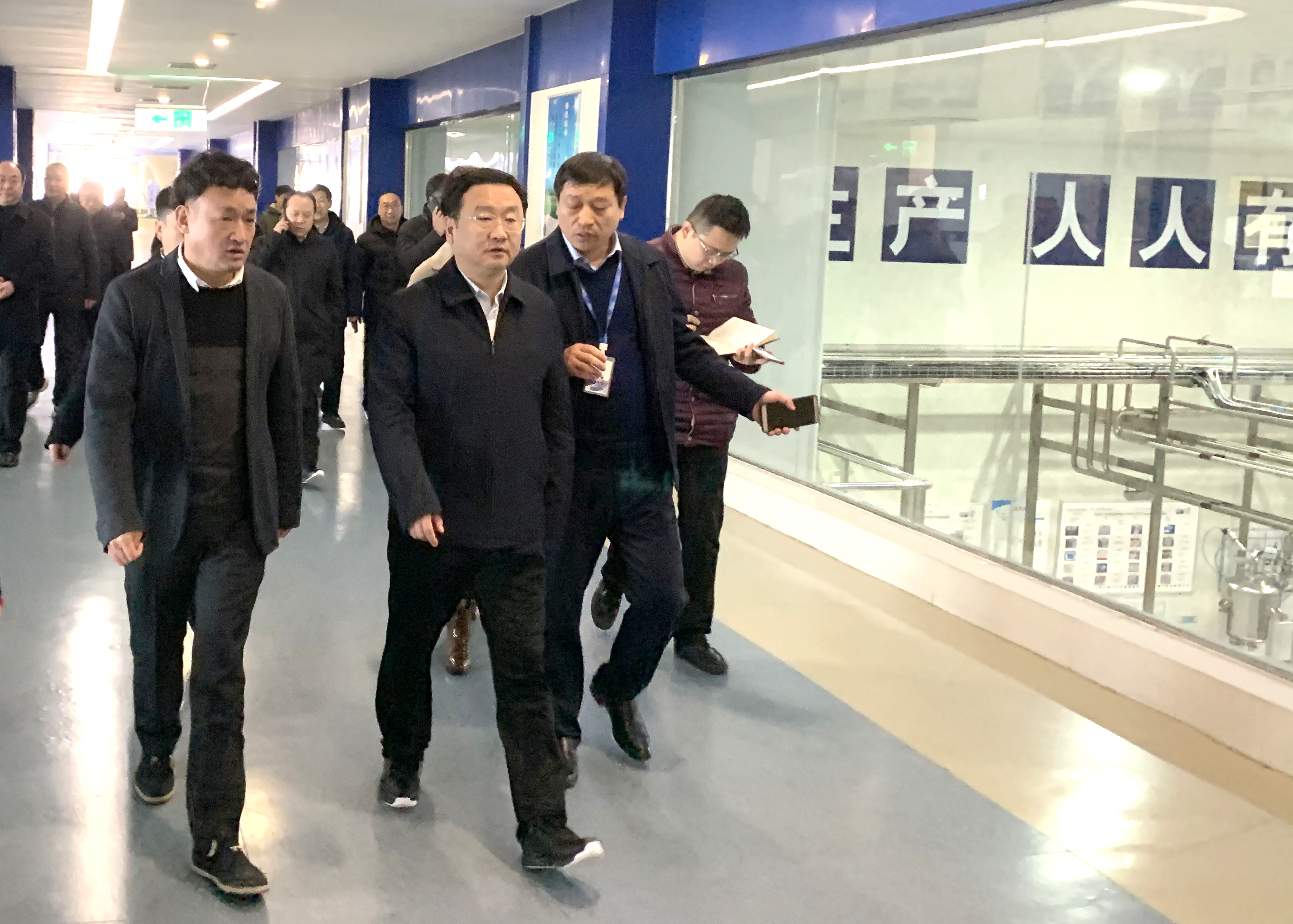郑州市委副书记、市长王新伟莅临米兰app登录入口_米兰online(中国)乳业集团调研