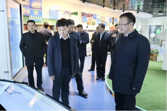宁夏回族自治区农业农村厅党组书记、厅长王刚一行莅临米兰app登录入口_米兰online(中国)乳业集团调研 宁夏回族自治区农业农村厅党组书记、厅长王刚一行莅临米兰app登录入口_米兰online(中国)乳业集团调研