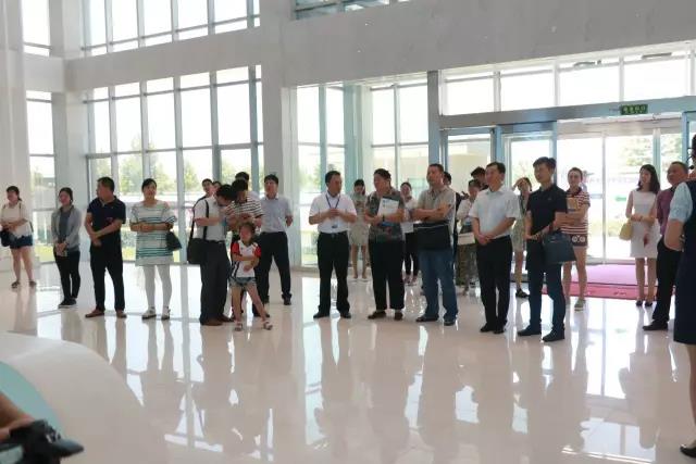 河南省食品安全座谈会暨百场食安讲座进校园启动仪式在米兰app登录入口_米兰online(中国)举行 河南省食品安全座谈会暨百场食安讲座进校园启动仪式在米兰app登录入口_米兰online(中国)举行