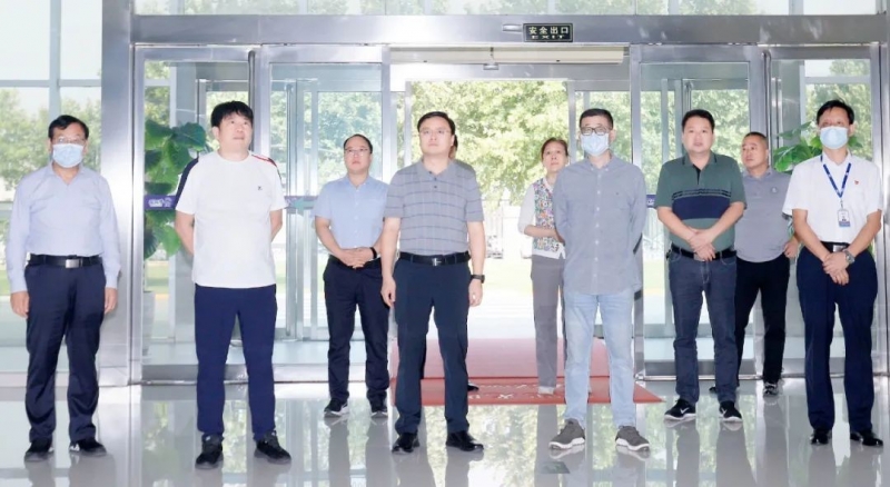 快讯｜社旗县人民政府县长关文波一行莅临米兰app登录入口_米兰online(中国)乳业集团参观考察