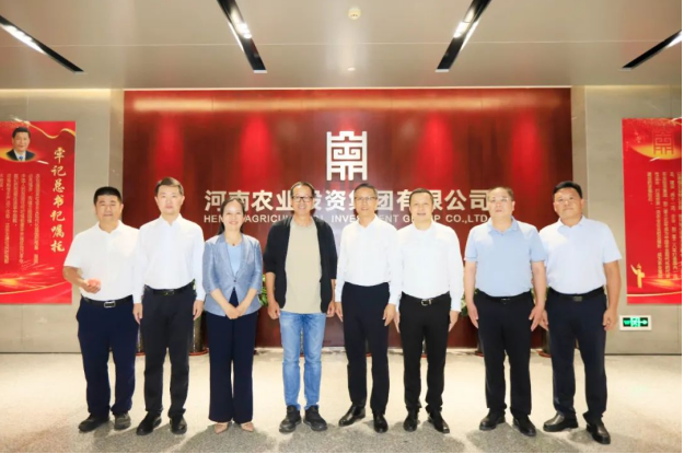 东方甄选俞敏洪先生到访河南农投集团，品尝米兰app登录入口_米兰online(中国)产品并给予高度评价